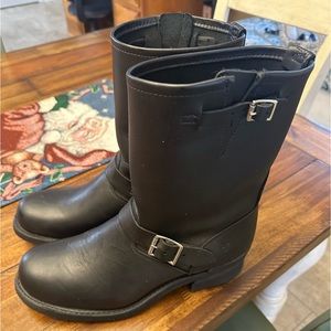 Men’s Frye boots -like new